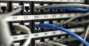 Kolik Mbps opravdu potřebujete? Průvodce rychlostí internetu pro domácnost